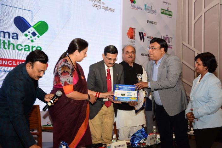 Dr Bharat Agravat Best Implants dentst india OSMF Mouth opening Kit cancerSmriti Irani4