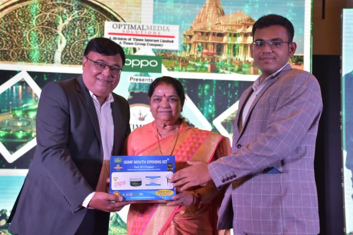 OSMF Mouth Opening Kit presented to Gujarat Vidhansabha speaker Dr.Nimaben Acharya.