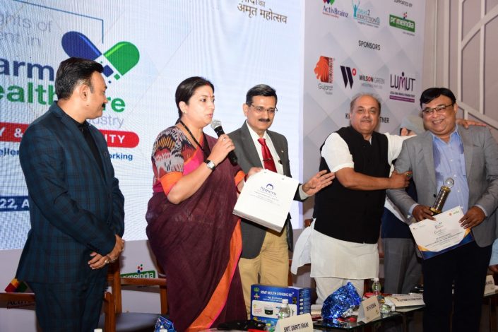 Mr. Sanjeev Mehta, Founder, Yuva Disha Kendra, Dr. H G Koshia, Commissioner, Food & Drugs Control Administration, GoG Smt. Smriti Irani, Hon’ble Union Minister for Women & Child Development, GoI